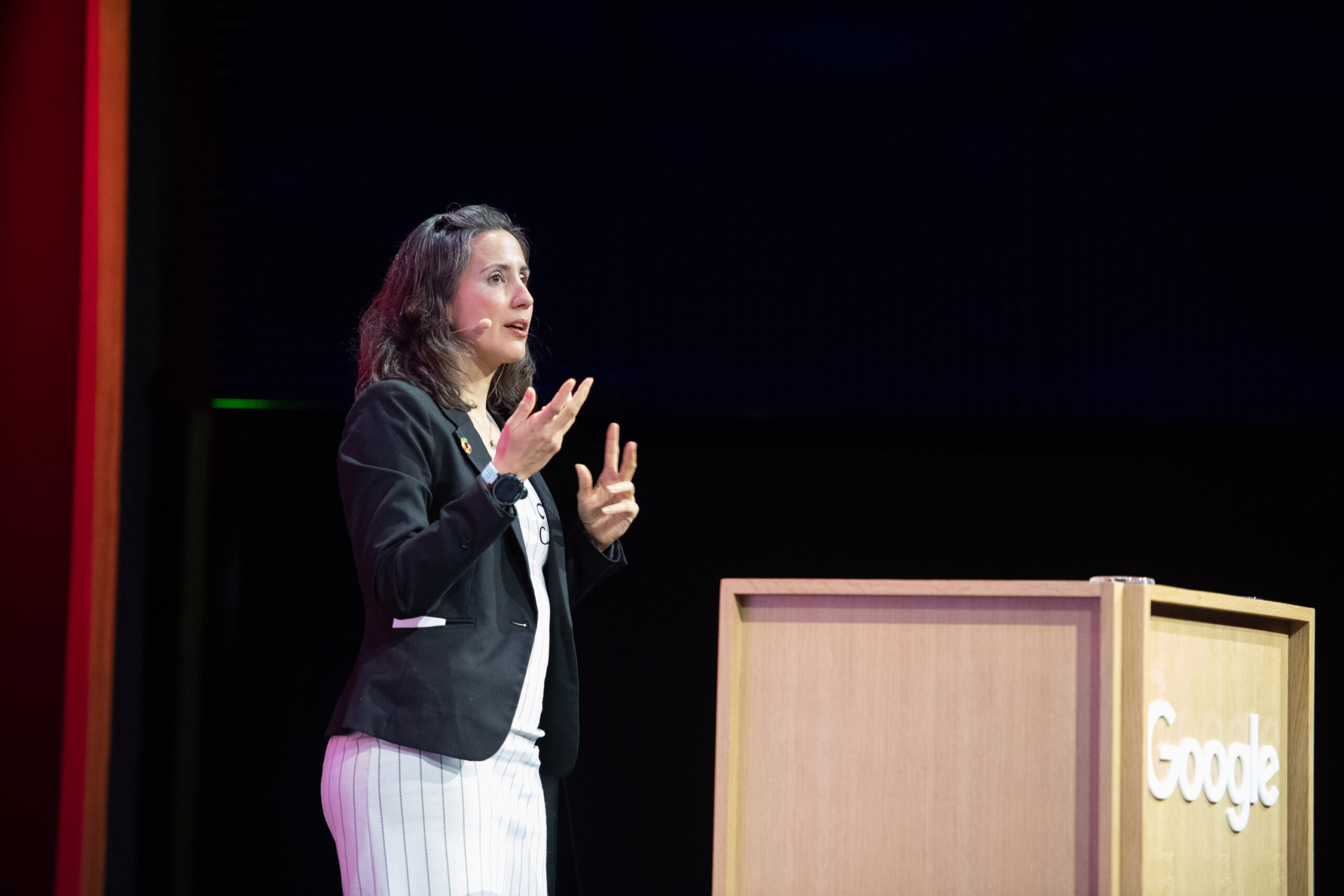 2024 Andreia Fernandes at Google Whats Next Forum scaled Speaker Booking